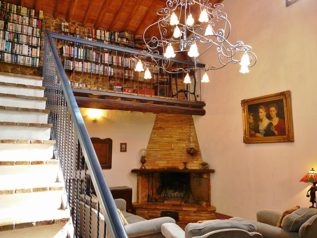 Podere Patrignone Guest House Castellina in Chianti Ruang foto
