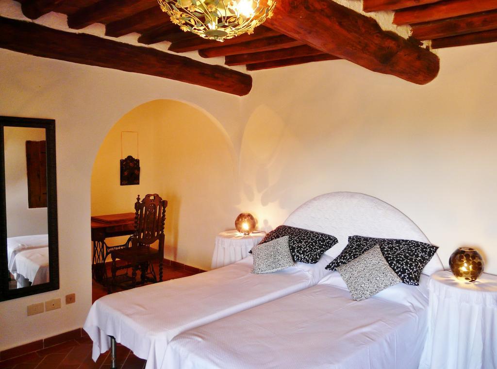 Podere Patrignone Guest House Castellina in Chianti Ruang foto