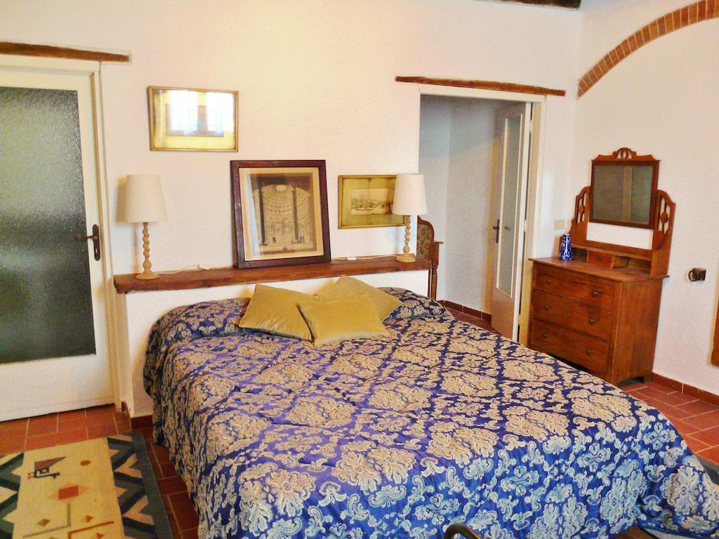 Podere Patrignone Guest House Castellina in Chianti Ruang foto