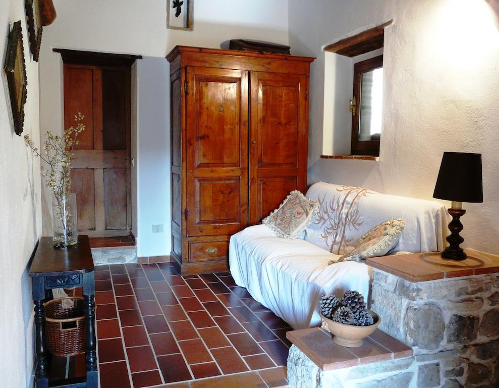 Podere Patrignone Guest House Castellina in Chianti Ruang foto