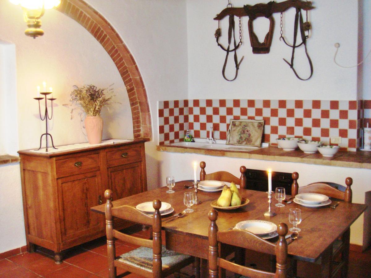 Podere Patrignone Guest House Castellina in Chianti Ruang foto
