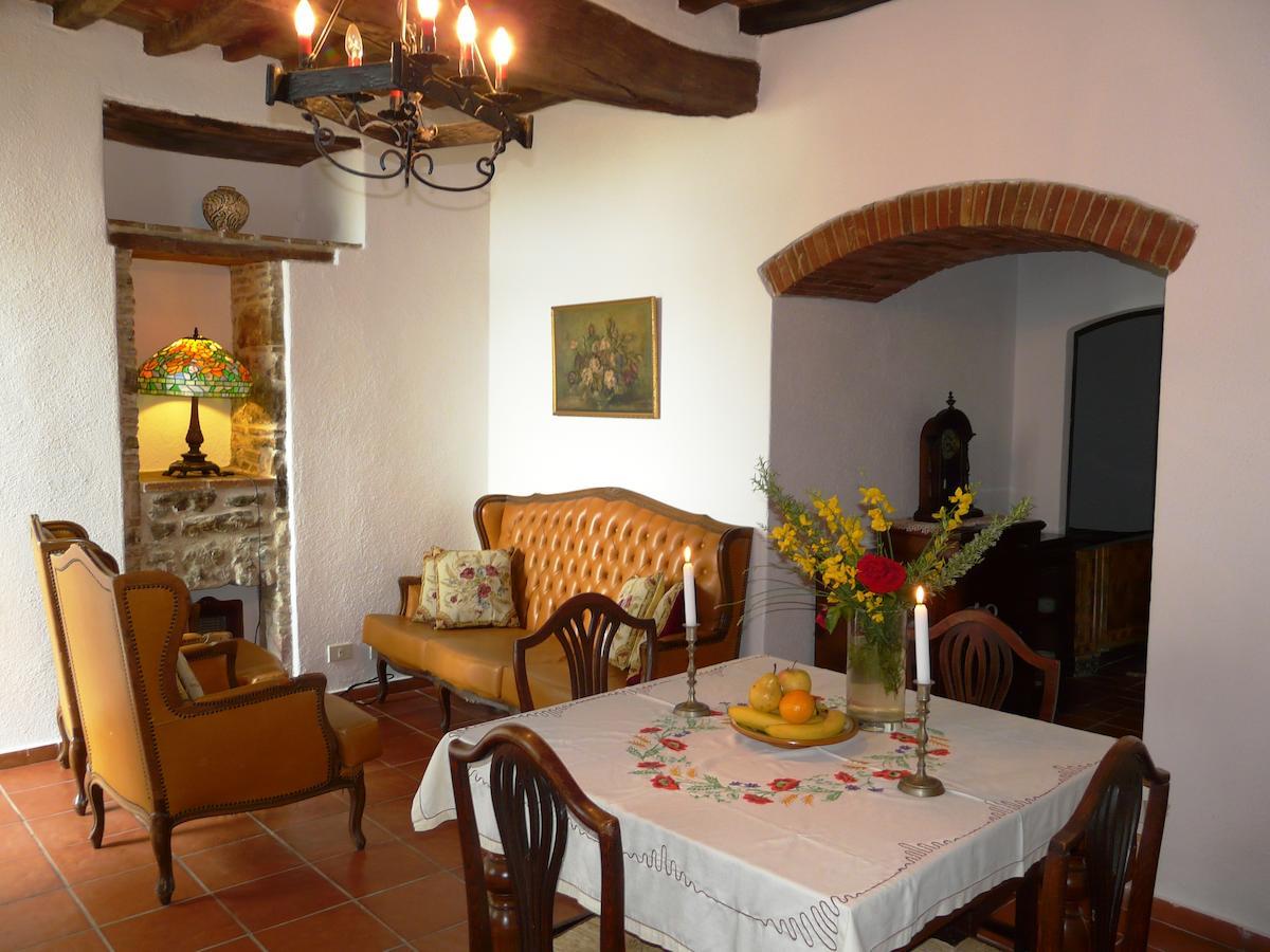 Podere Patrignone Guest House Castellina in Chianti Ruang foto